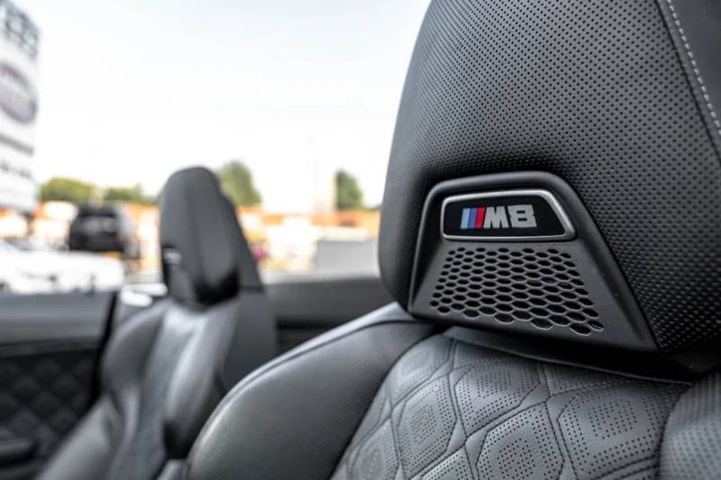 BMW M8 CARFAX* АВТОФИНАНС* Cabriolet* Harman/Kardon* Navi, снимка 7 - Автомобили и джипове - 52899965