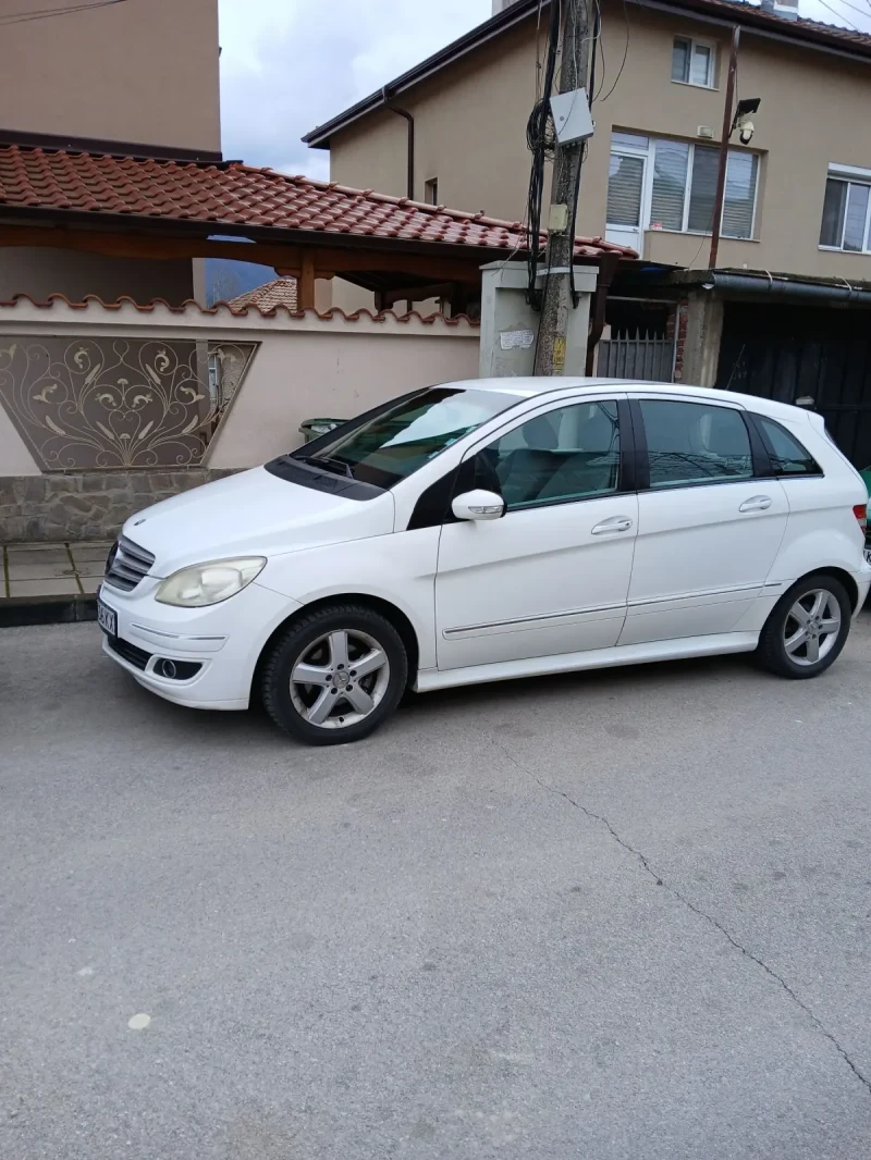 Mercedes-Benz B 200, снимка 2 - Автомобили и джипове - 53441207
