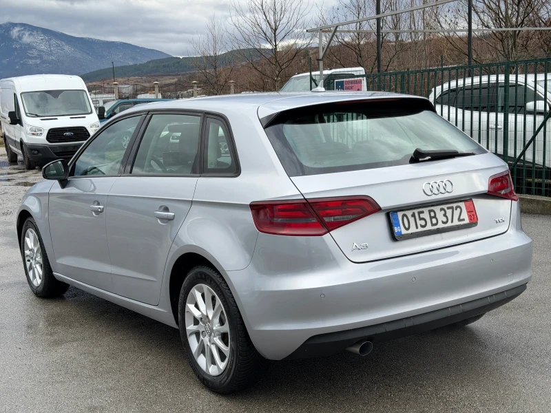 Audi A3 1.6 TDI, снимка 4 - Автомобили и джипове - 53563158