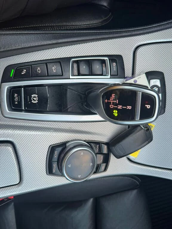 BMW 535 2014 BMW 5 Series 535i xDrive Sedan AWD, снимка 14 - Автомобили и джипове - 52795886