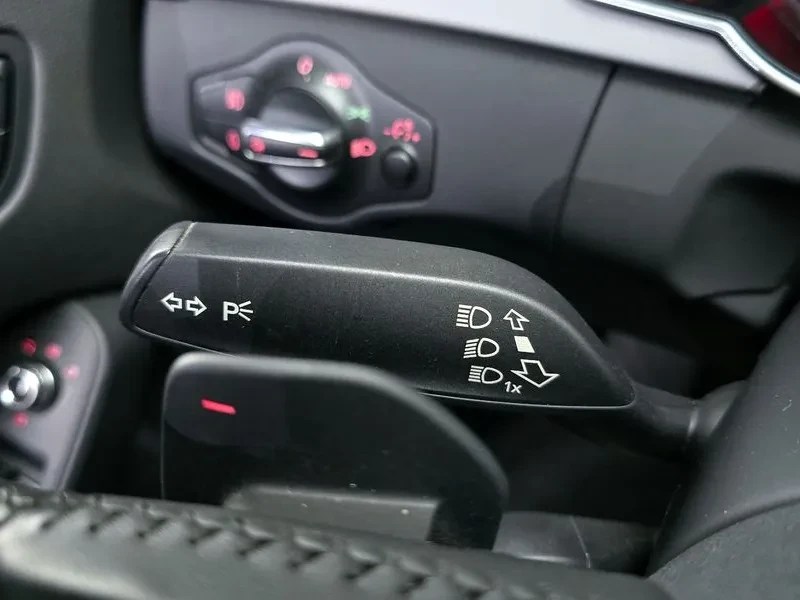 Audi A5 2.0 TDI Quattro, снимка 15 - Автомобили и джипове - 54146006