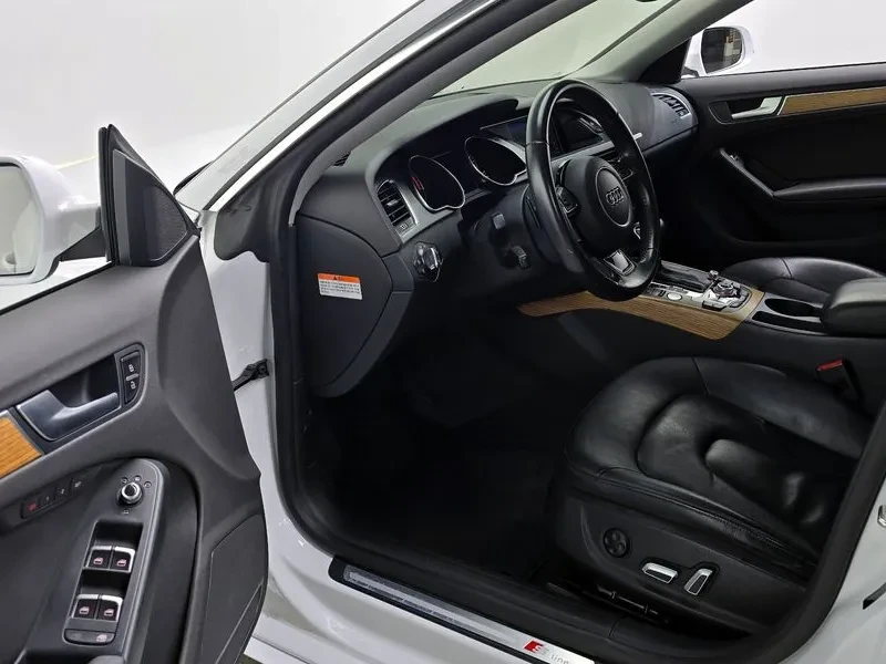 Audi A5 2.0 TDI Quattro, снимка 10 - Автомобили и джипове - 54146006