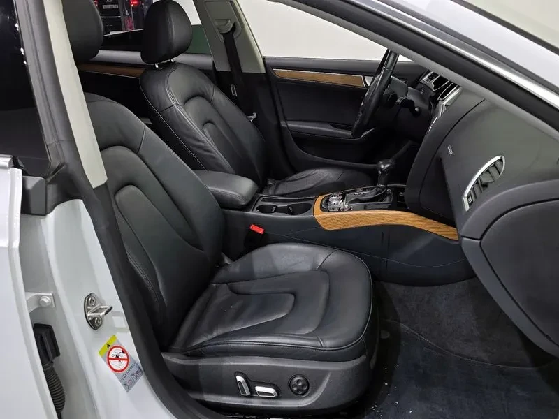 Audi A5 2.0 TDI Quattro, снимка 12 - Автомобили и джипове - 54146006