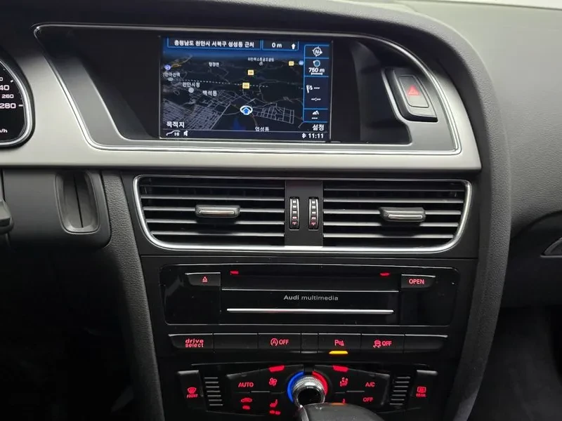 Audi A5 2.0 TDI Quattro, снимка 16 - Автомобили и джипове - 54146006