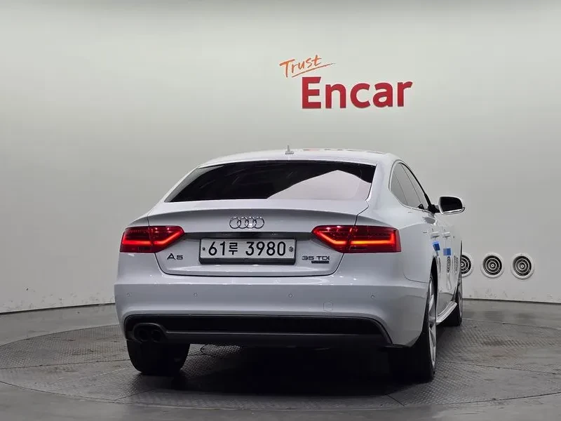 Audi A5 2.0 TDI Quattro, снимка 4 - Автомобили и джипове - 54146006