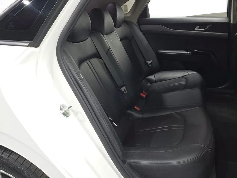 Kia K5 Trendy 2.0, снимка 12 - Автомобили и джипове - 54165481