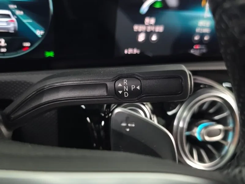 Mercedes-Benz CLA 2.5 | Mobile.bg � ����������� 9