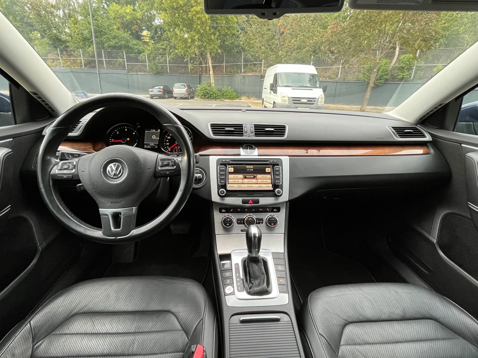 VW Passat 2.0 TDI DSG HIGHLINE - изображение 8