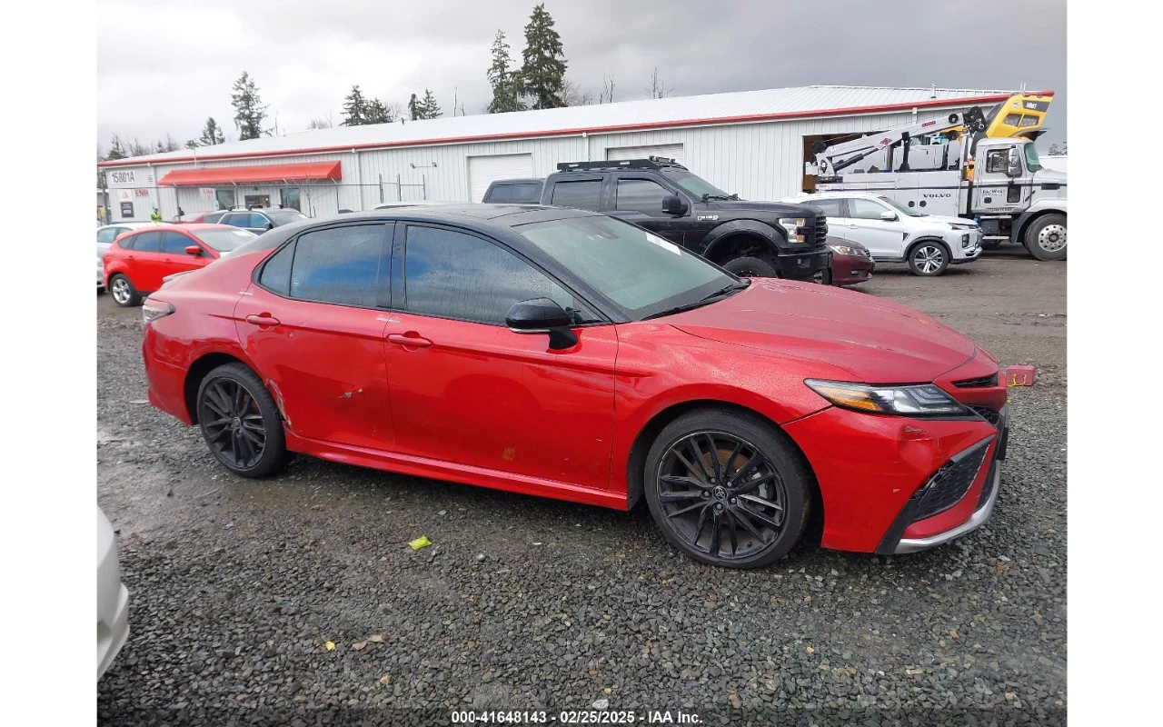 Toyota Camry 2.5L * LED * КОЖА * ДИСТРОНИК * ЛИЗИНГ - изображение 9