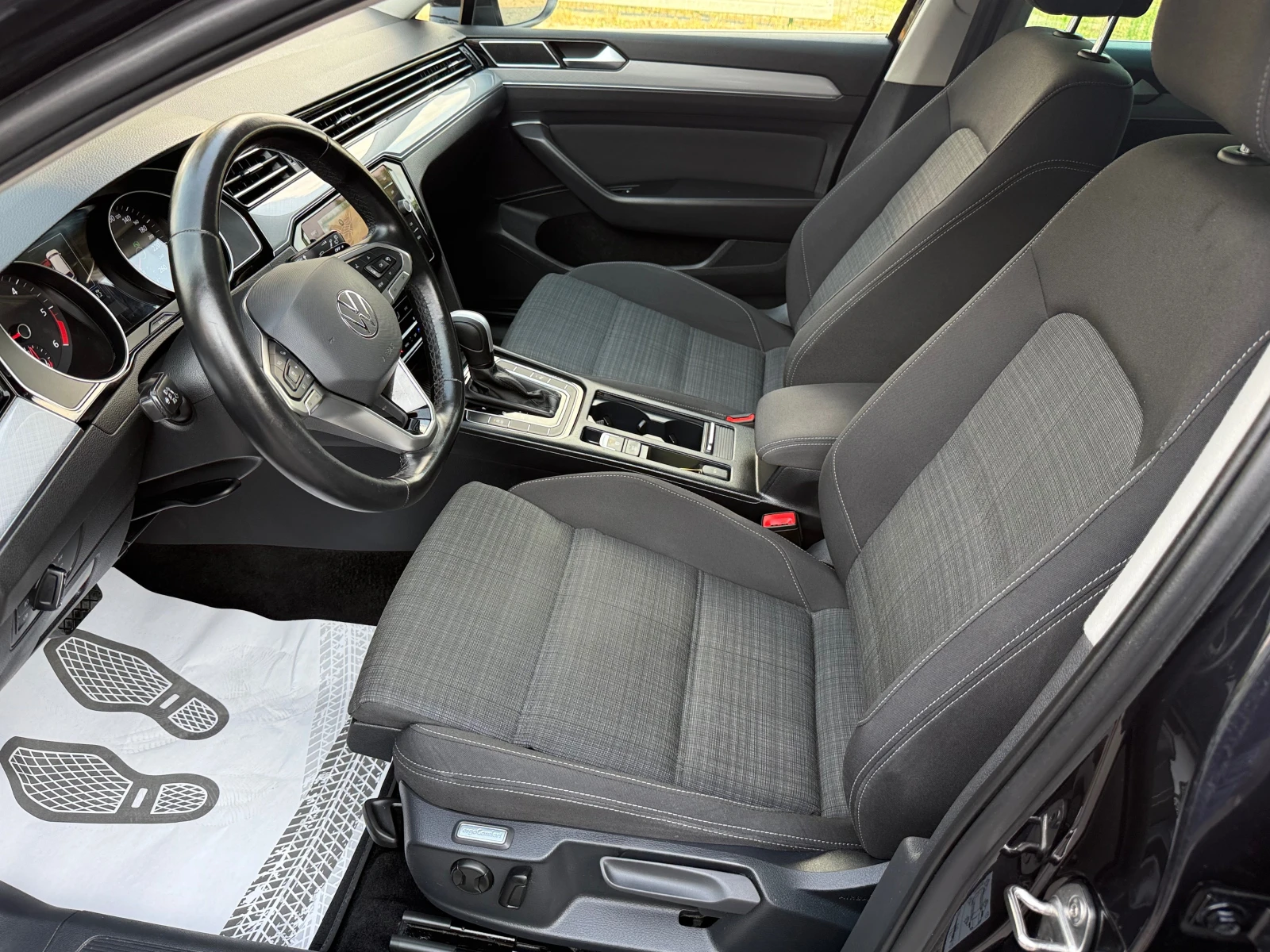 VW Passat 2.0 AVTOMAT LED KAMERA - изображение 7