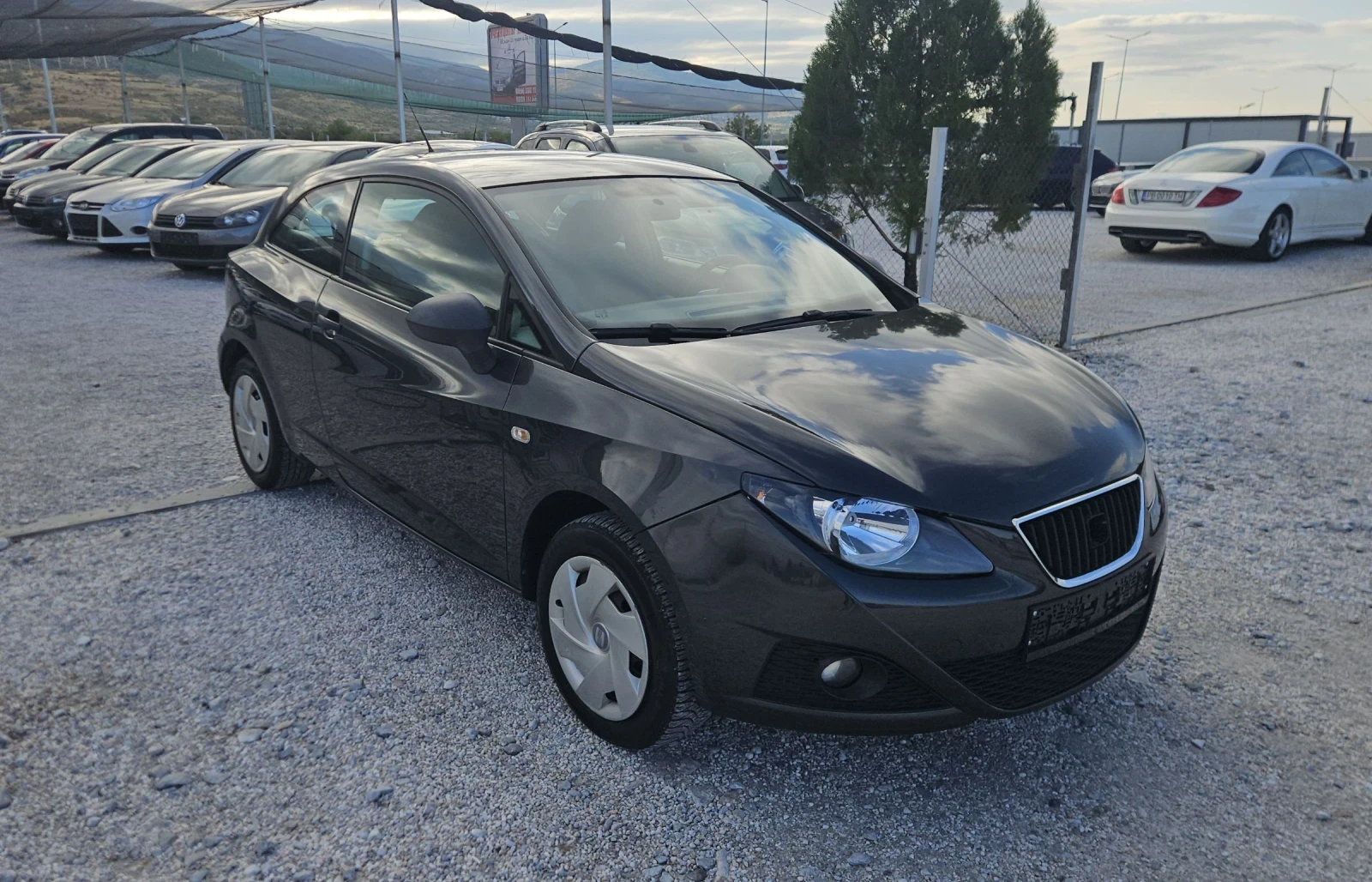 Seat Ibiza 1.6TDI.90кс.2011г.Отличен | Mobile.bg — изображение 3