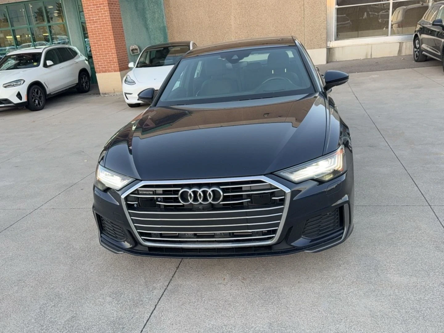 Audi A6 Technik* S-line* Distronic* 360cam* *  | Mobile.bg   2