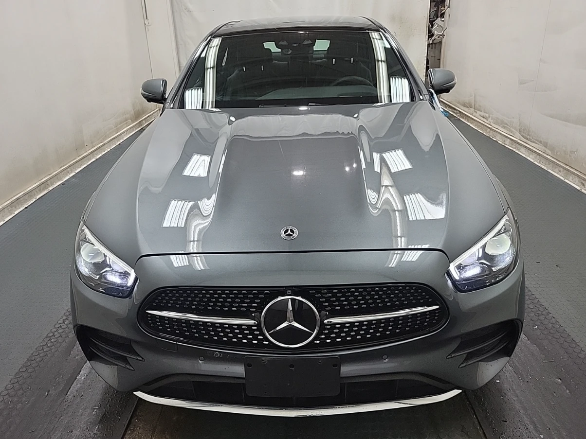 Mercedes-Benz E 350 2022 Mercedes-Benz E 350 - изображение 2