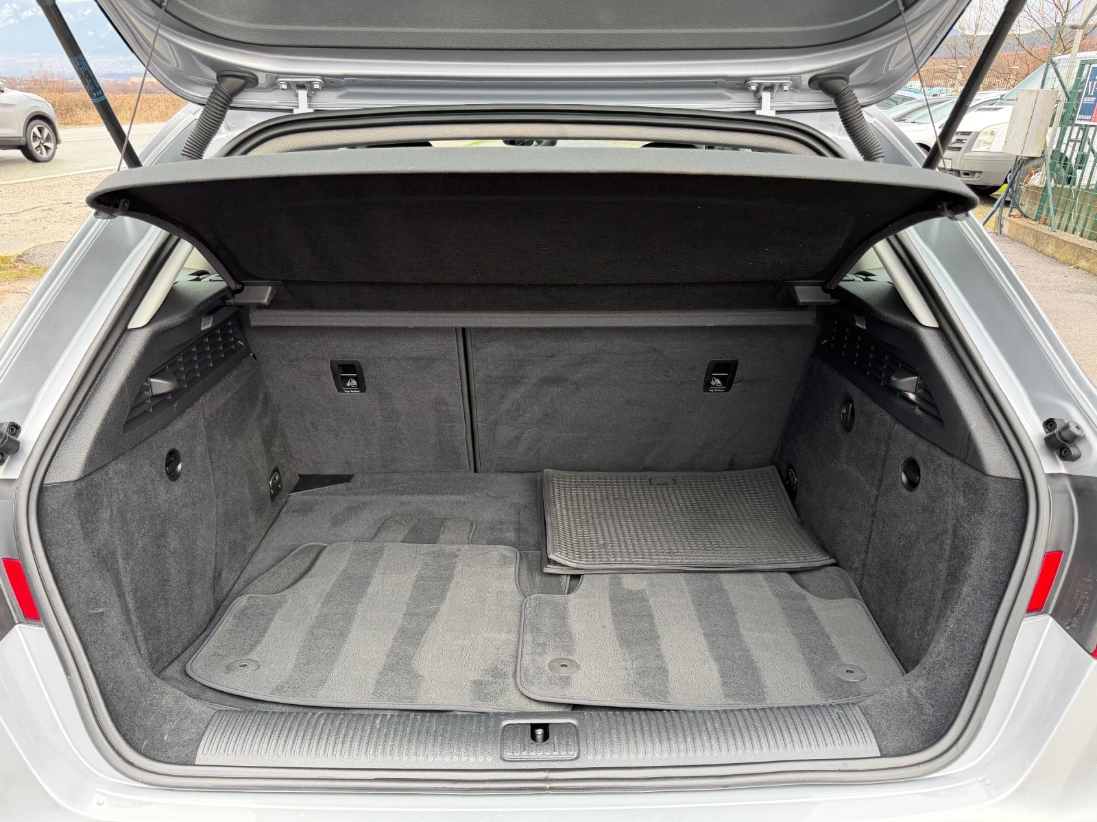 Audi A3 1.6 TDI | Mobile.bg � ����������� 6