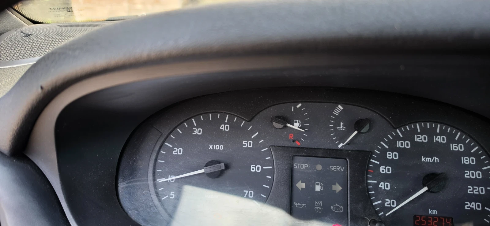 Renault Megane 1.6  109коня, снимка 10 - Автомобили и джипове - 53982989