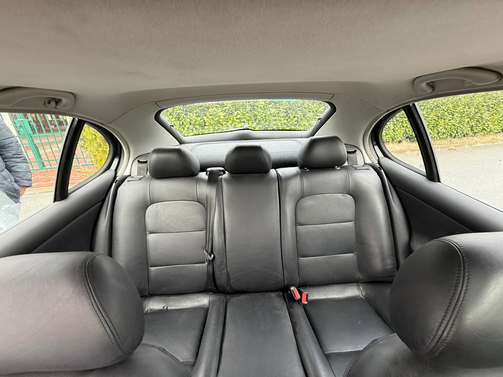 Seat Leon, снимка 9 - Автомобили и джипове - 54068615