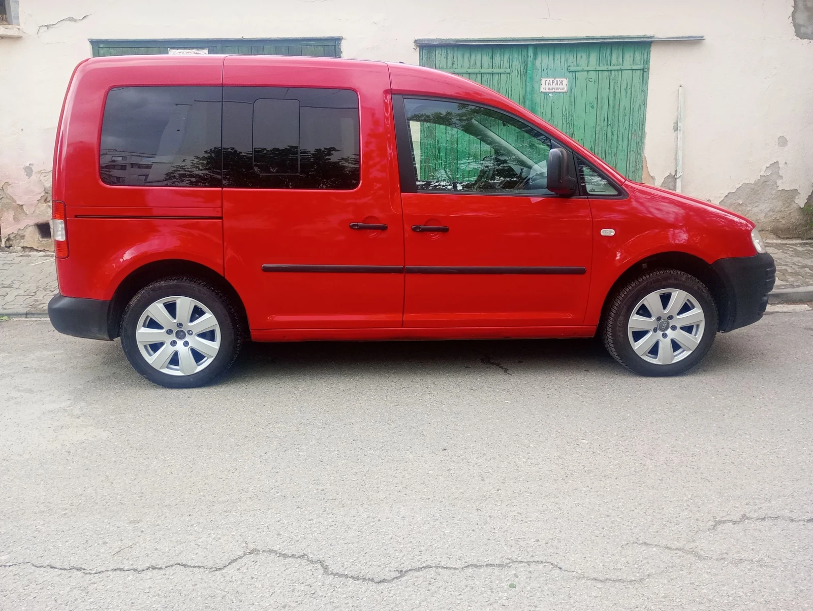 VW Caddy 2, 0 ecofuel , снимка 5 - Автомобили и джипове - 54379145