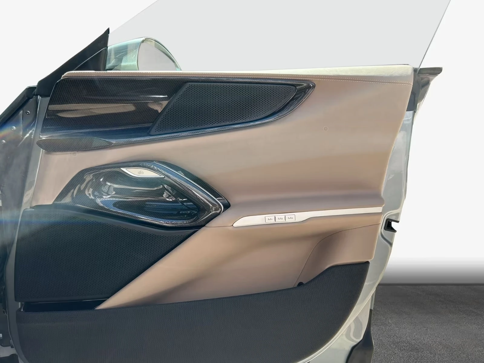 Ferrari Purosangue 6.5 V12 / CARBON / AIR / CERAMIC / 360 / MATRIX /  | Mobile.bg � ����������� 14