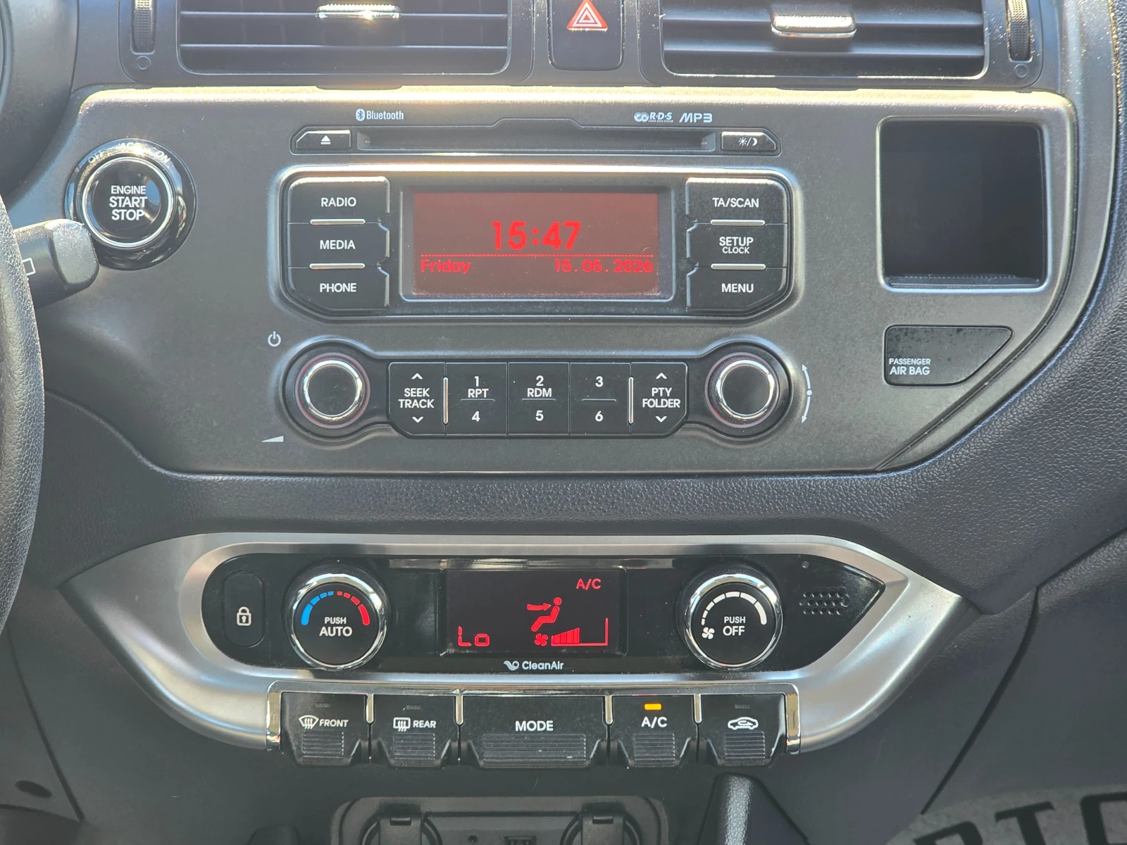 Kia Rio 12г.1, 4-90к.с 6-скорости, .EDITION, снимка 11 - Автомобили и джипове - 54565310