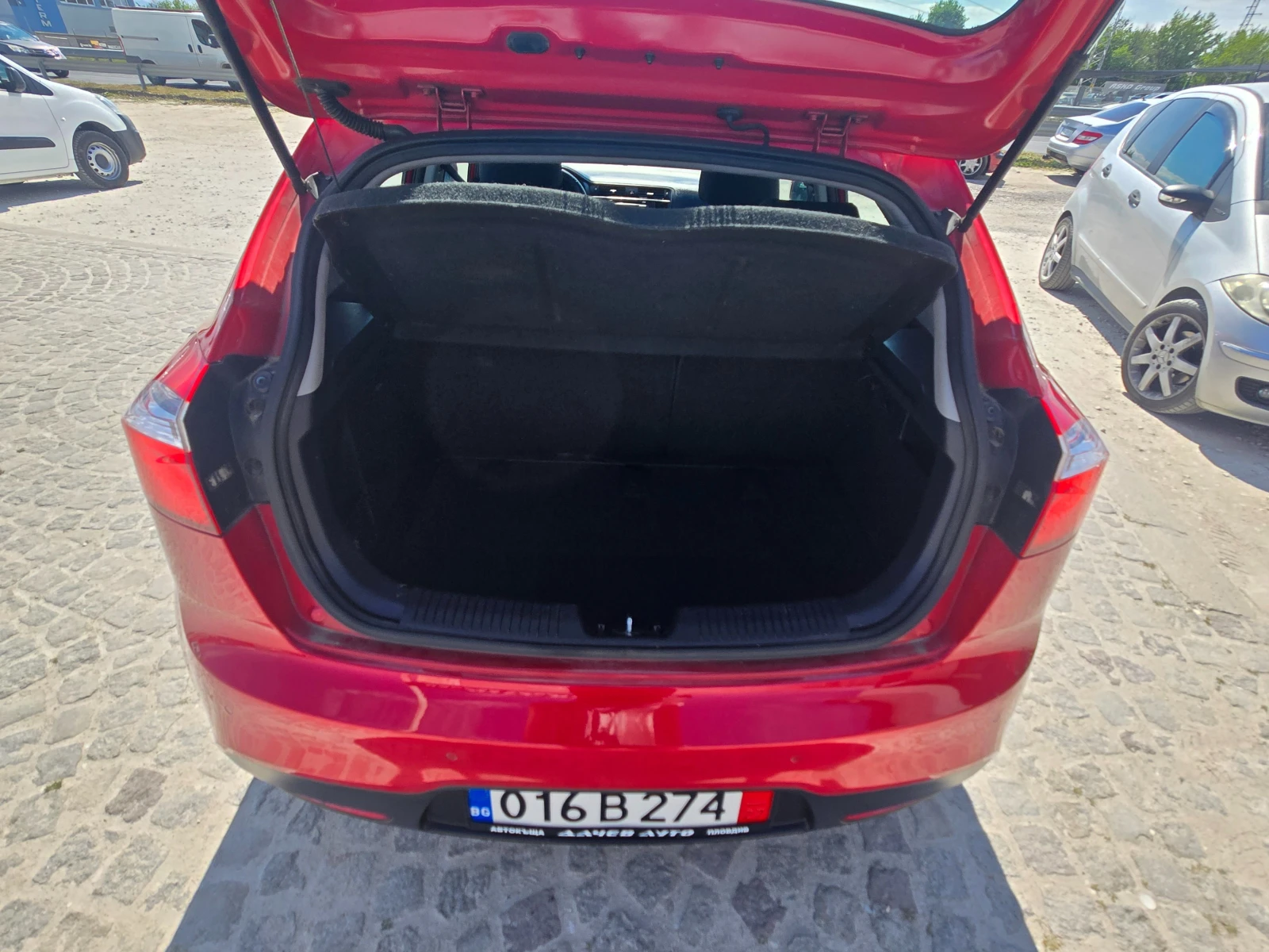Kia Rio 12г.1, 4-90к.с 6-скорости, .EDITION, снимка 15 - Автомобили и джипове - 54565310