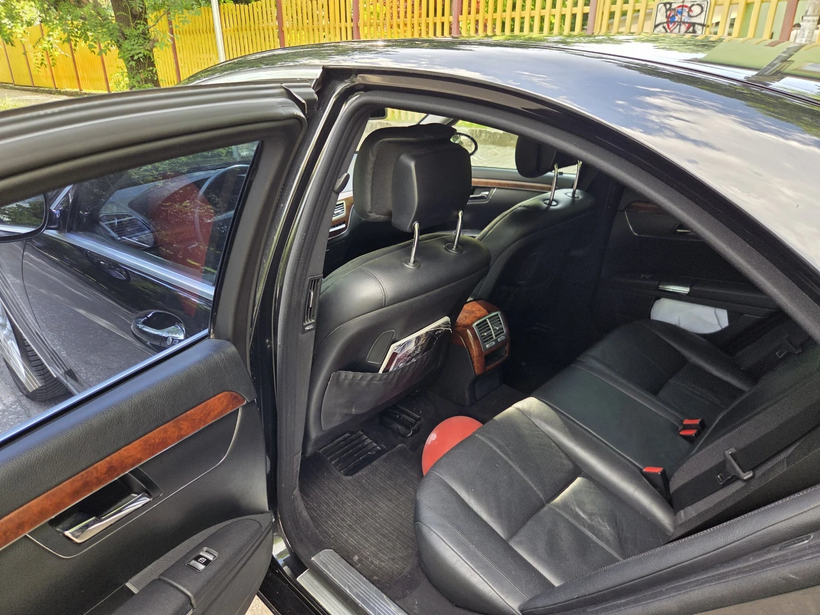 Mercedes-Benz S 320 Distronic, NightVision, Camera, Keyless, Vacum, снимка 10 - Автомобили и джипове - 54679387