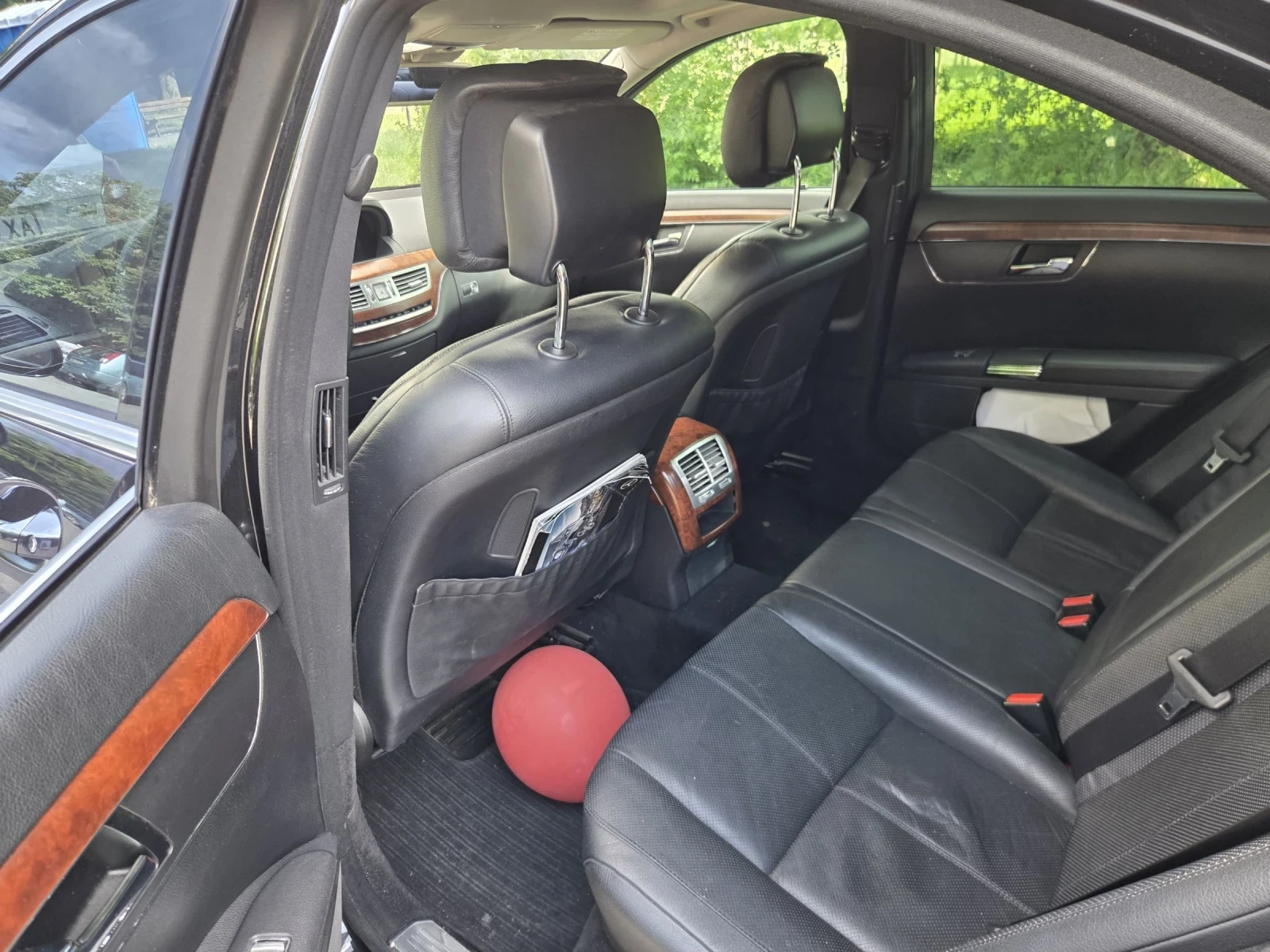 Mercedes-Benz S 320 Distronic, NightVision, Camera, Keyless, Vacum, снимка 13 - Автомобили и джипове - 54679387