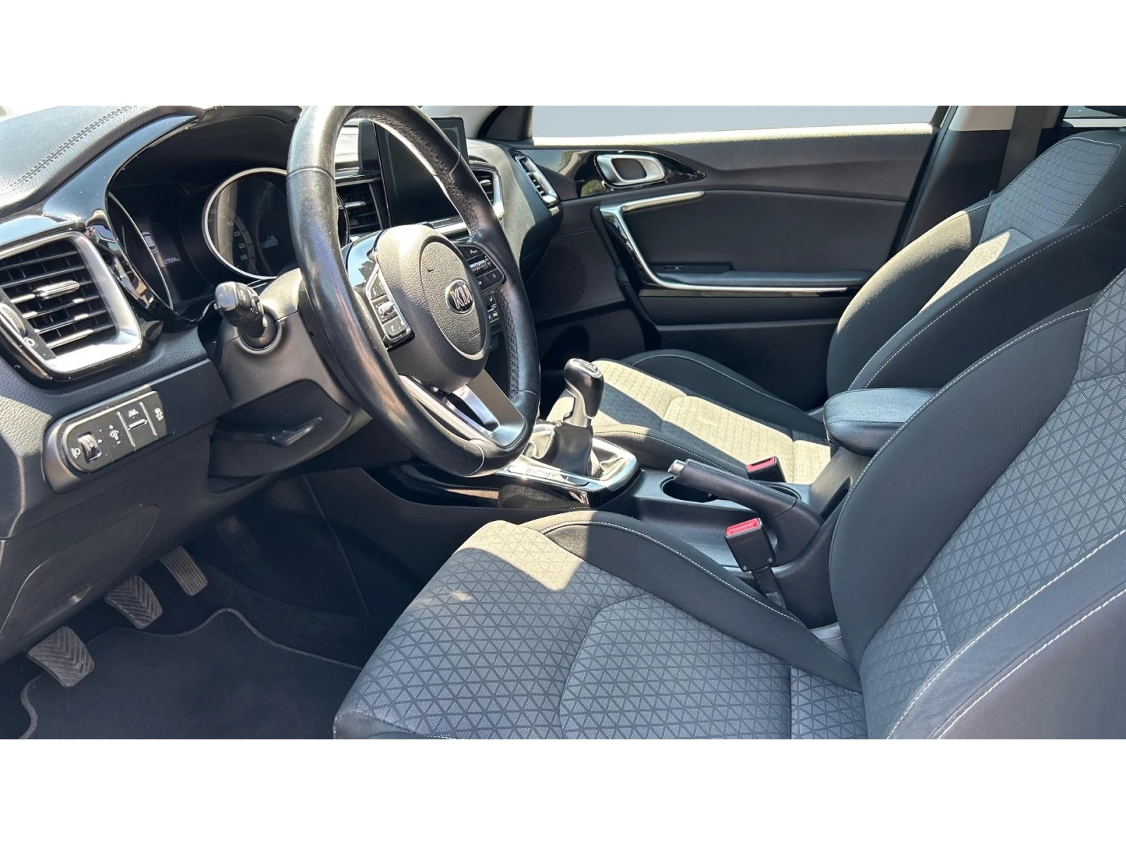 Kia Ceed Месечна вноска от 182  , снимка 12 - Автомобили и джипове - 55122224