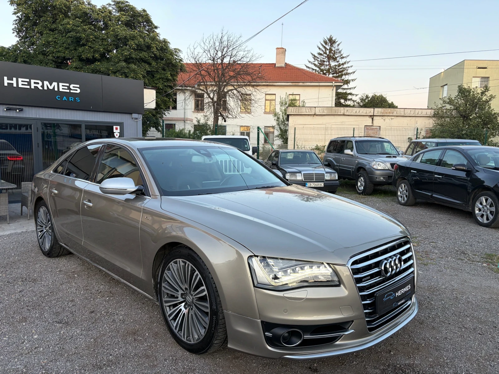 Audi A8 S8-paket, снимка 2 - Автомобили и джипове - 55228804