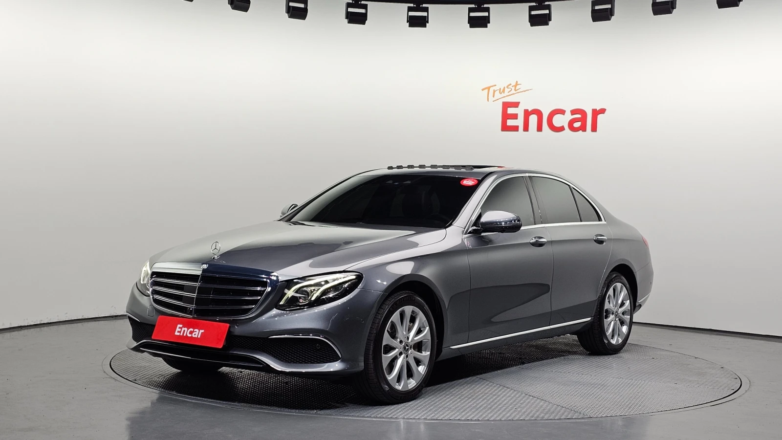 Mercedes-Benz E 300 2.0 4MATIC