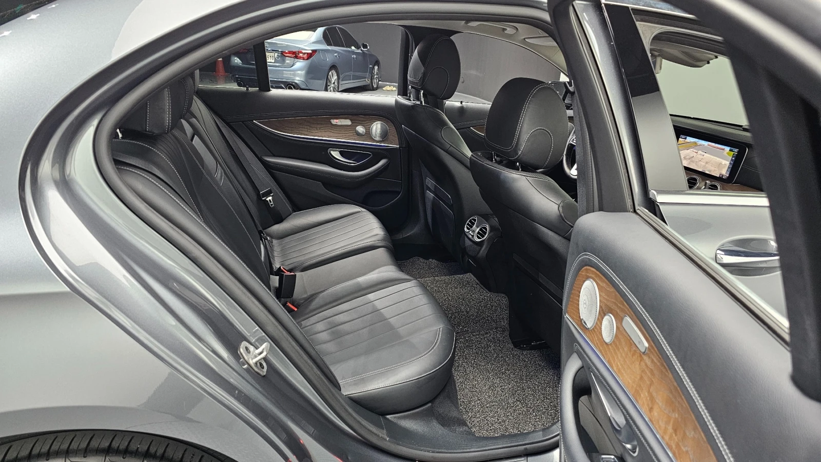 Mercedes-Benz E 300 2.0 4MATIC | Mobile.bg � ����������� 9