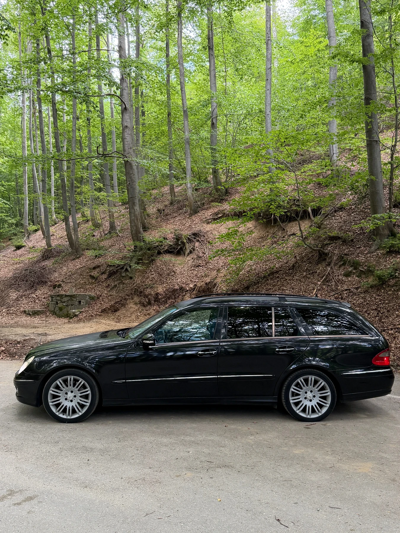 Mercedes-Benz E 320 Avantgarde, снимка 2 - Автомобили и джипове - 55712846