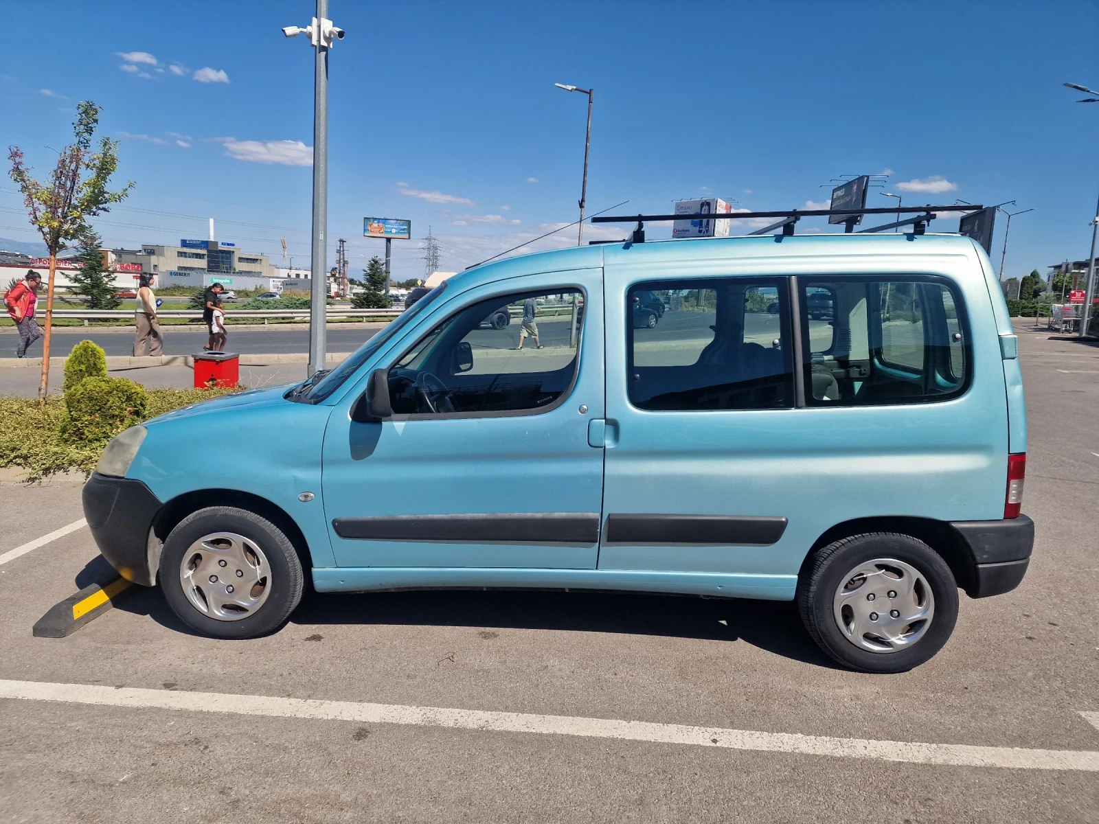 Citroen Berlingo, снимка 3 - Автомобили и джипове - 55815424