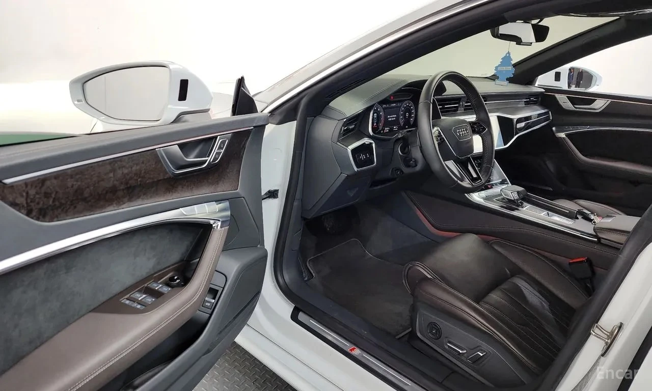 Audi A7 / 55 TFSI Premium / ДИСТРОНИК / ОБДУХВАНЕ /ХЕД-ЪП , снимка 10 - Автомобили и джипове - 56099721