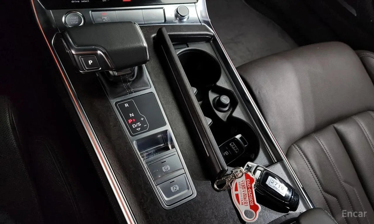 Audi A7 / 55 TFSI Premium / ДИСТРОНИК / ОБДУХВАНЕ /ХЕД-ЪП , снимка 9 - Автомобили и джипове - 56099721