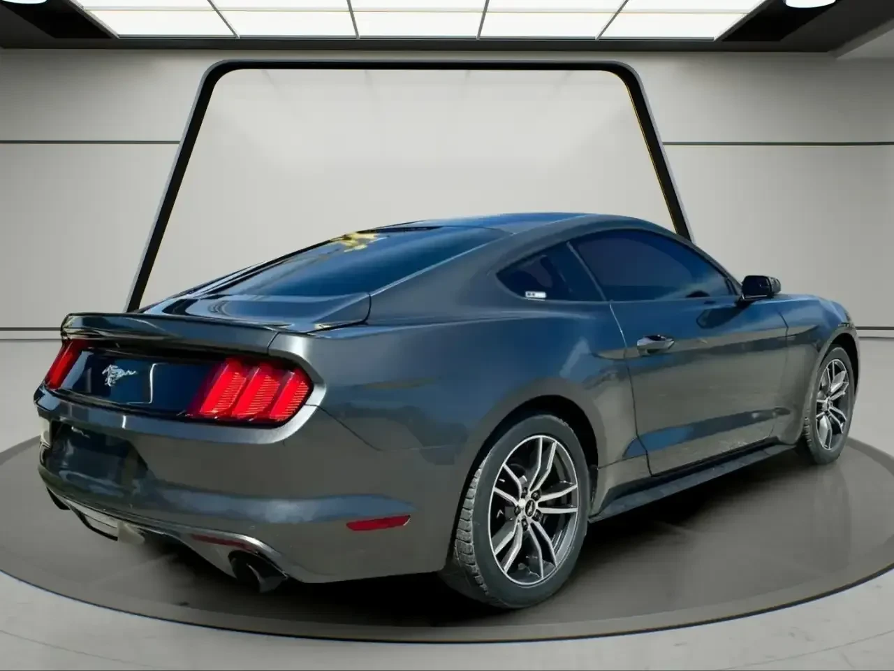 Ford Mustang РЪЧКА/2.3 EcoBoost/Keyless/КРАЙНА ЦЕНА, снимка 6 - Автомобили и джипове - 56313729