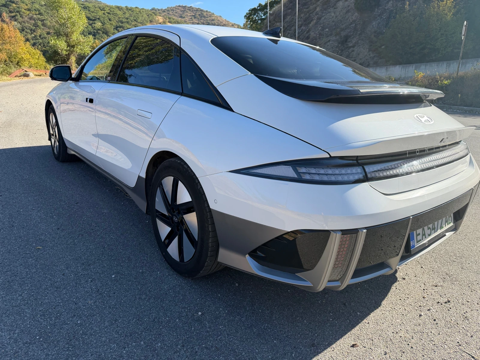 Hyundai Ioniq 6 AWD.77.4KWh, снимка 6 - Автомобили и джипове - 56338493