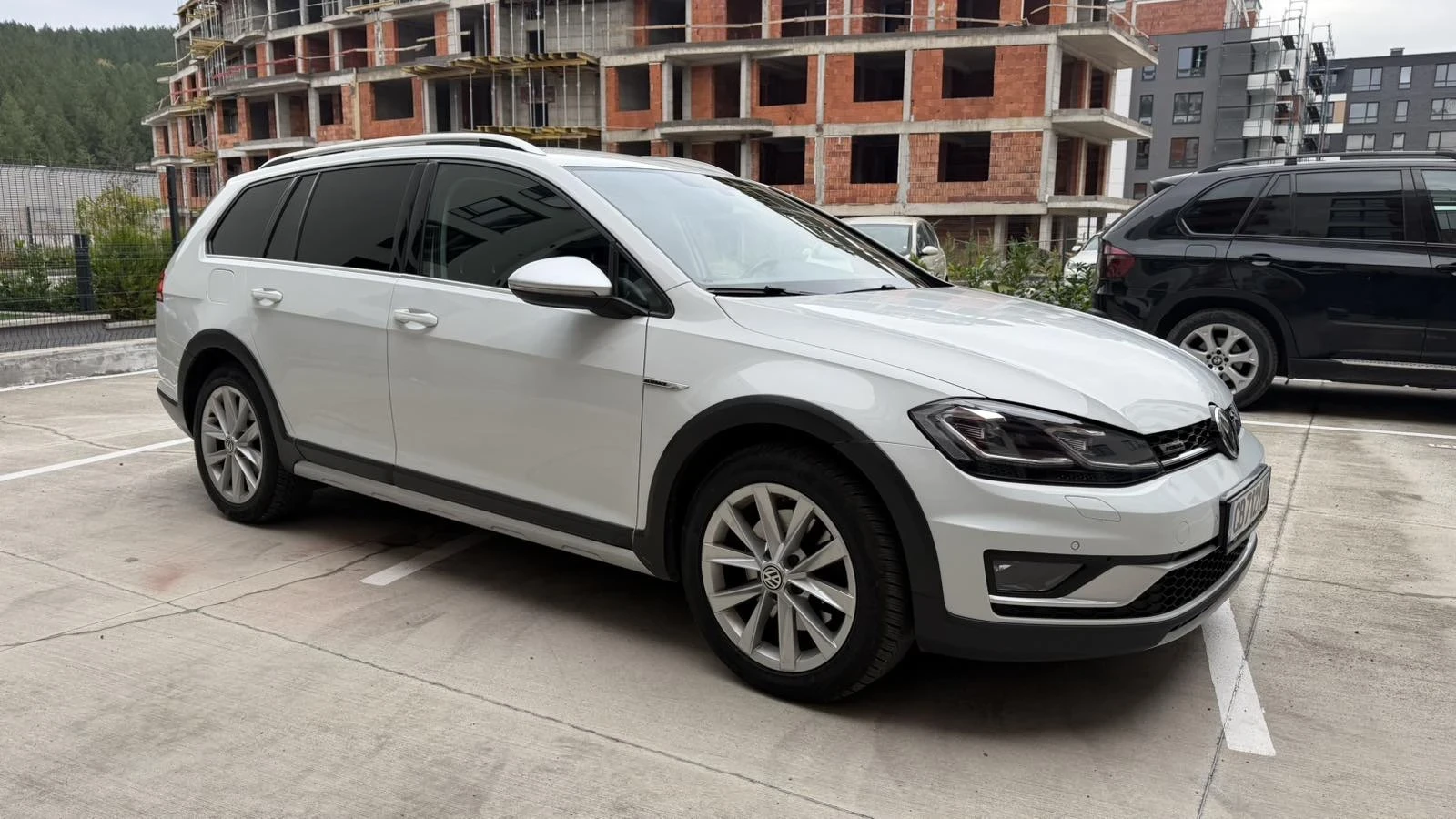 VW Golf 7.5 Alltrack 4X4 DSG, снимка 4 - Автомобили и джипове - 56660161