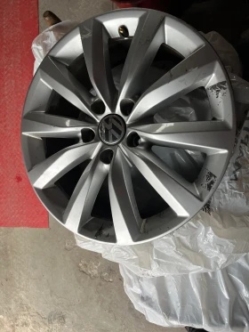 VW Tiguan 2.0 TDI DSG, снимка 10