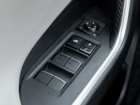 Toyota Rav4 * AWD Limited * CARFAX * ОТ ПРЕДСТАВИТЕЛСТВО , снимка 15
