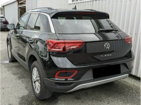 VW T-Roc 1.5 TSI DSG Navi LED Camera | Mobile.bg    5