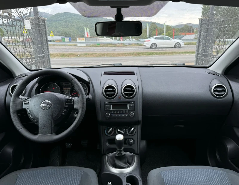 Nissan Qashqai 1.5DCI ИТАЛИЯ, снимка 10 - Автомобили и джипове - 47240472