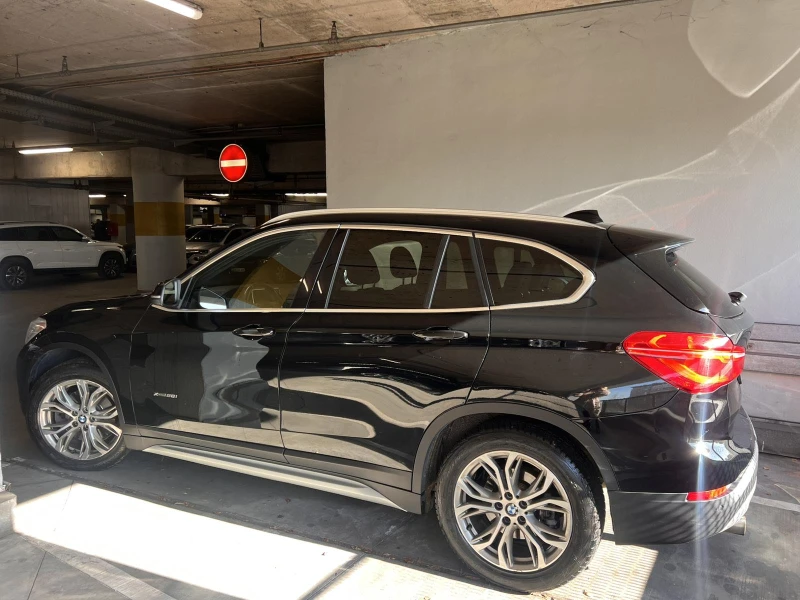 BMW X1 X Drive 28 i, снимка 1 - Автомобили и джипове - 48482218