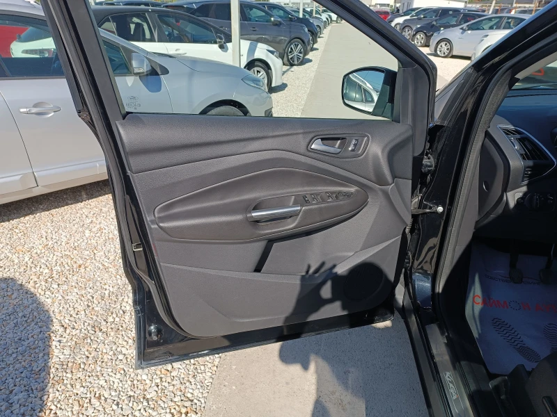 Ford Kuga 1.5EcoBoostTitanium, снимка 13 - Автомобили и джипове - 50973550