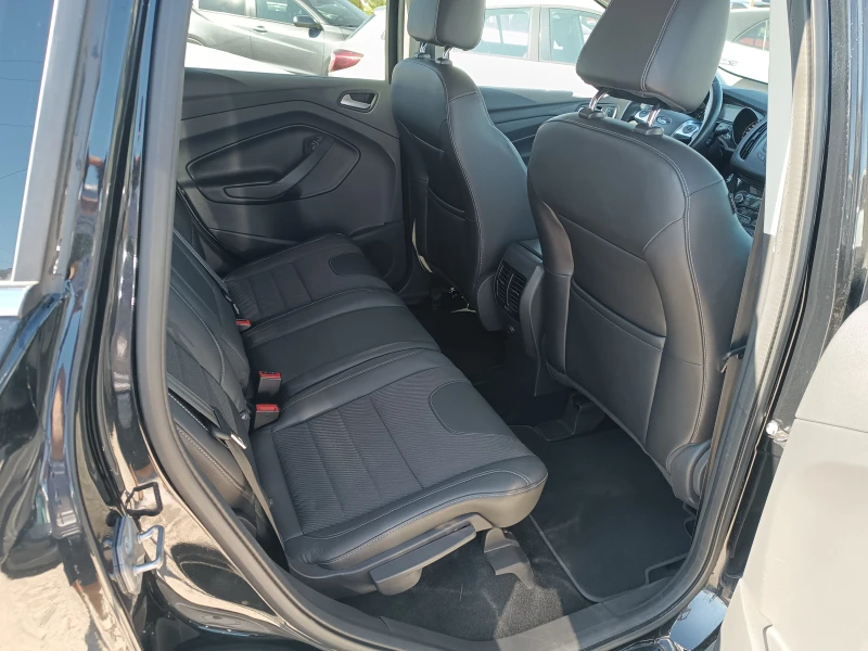 Ford Kuga 1.5EcoBoostTitanium, снимка 7 - Автомобили и джипове - 50973550