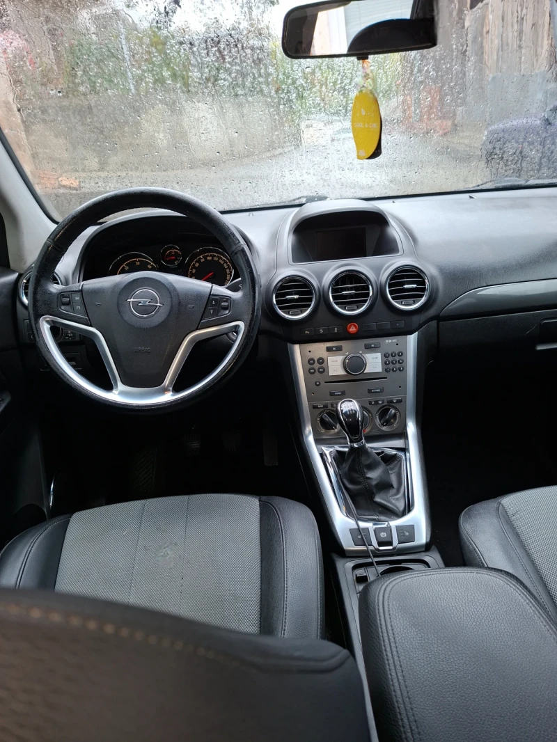 Opel Antara 2.2 CDTI , снимка 13 - Автомобили и джипове - 52568199
