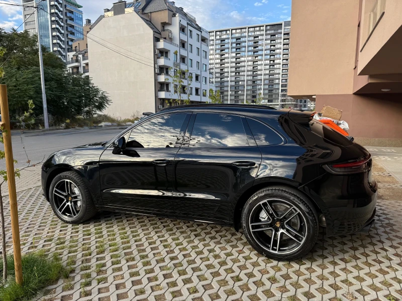 Porsche Macan Turbo , снимка 2 - Автомобили и джипове - 52347307