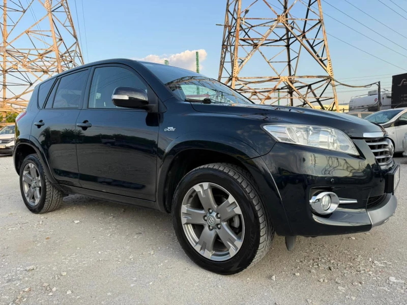 Toyota Rav4 КАТО НОВА ! ! !, снимка 8 - Автомобили и джипове - 52435591