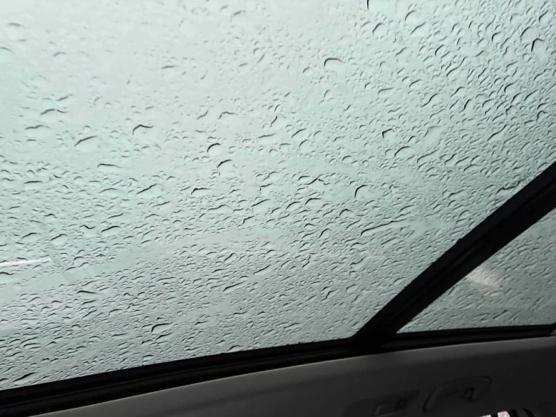 VW Tiguan * Comfortline * CARFAX * , снимка 10 - Автомобили и джипове - 52769758