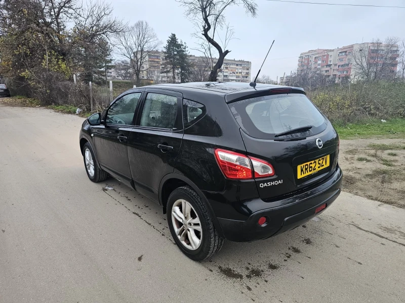 Nissan Qashqai 1.5, снимка 3 - Автомобили и джипове - 52898990