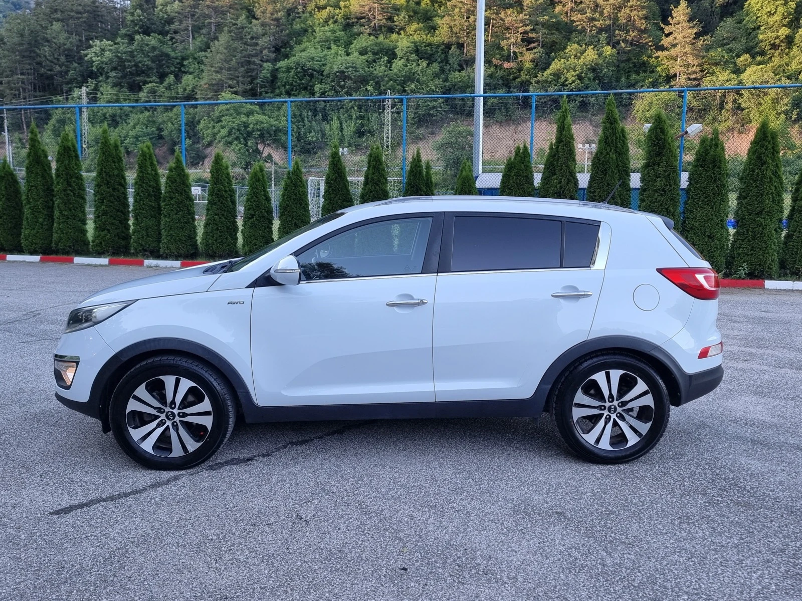 Kia Sportage 2.0 Crdi 4x4/6skorosti/Facelift - изображение 3